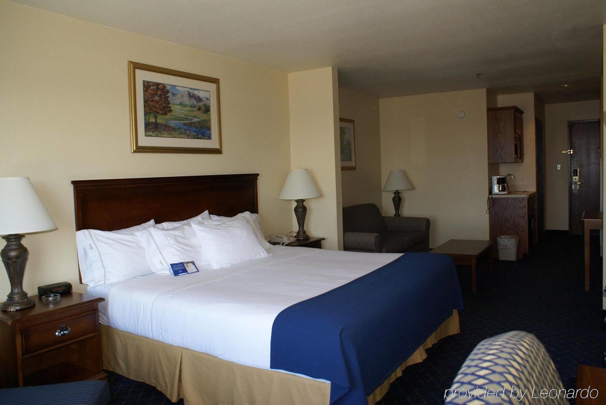Holiday Inn Express Hotels & Suites Mountain Home By Ihg Værelse billede